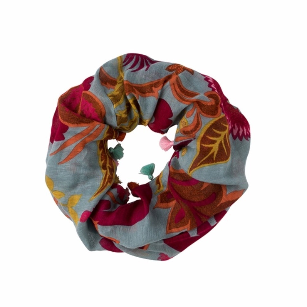Spartina 449 Infinity Scarf with Tassels Indian Flower  - NWT Retired Pattern - Picture 4 of 9